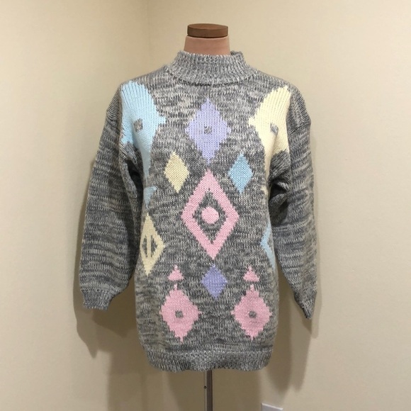 Vintage Tomboy Sweater Size Medium Gray Pastel Diamond Mock Neck Pullover - Picture 2 of 8